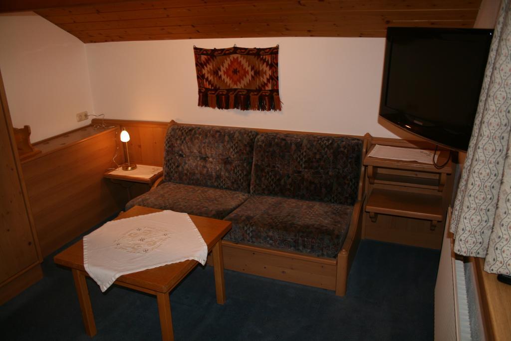 Bed and Breakfast Haus Oberland Sankt Anton am Arlberg Esterno foto