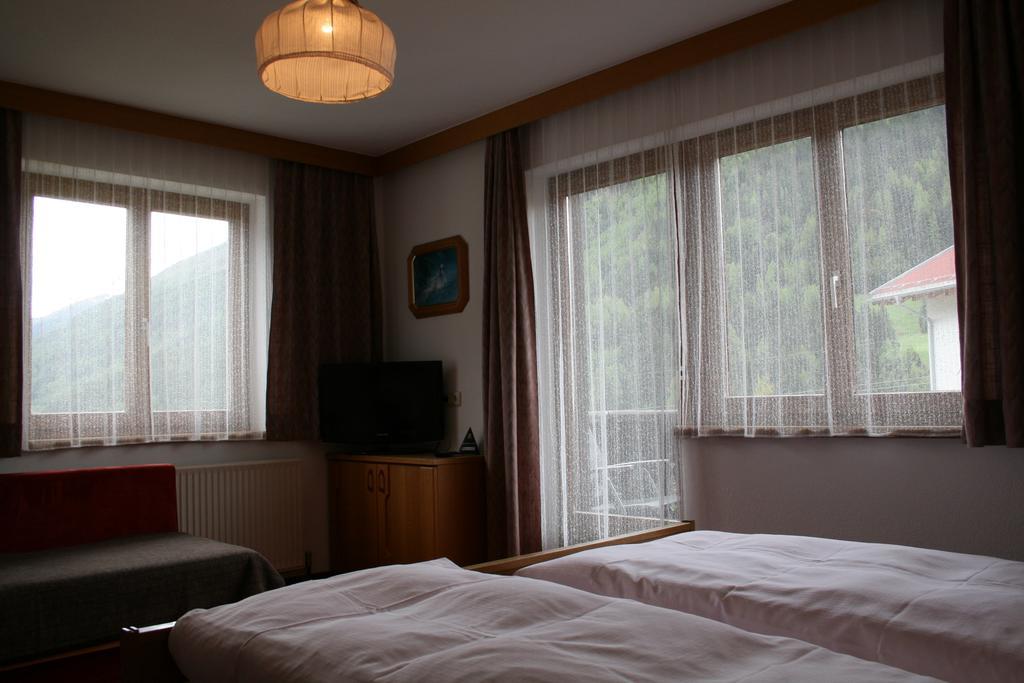 Bed and Breakfast Haus Oberland Sankt Anton am Arlberg Esterno foto